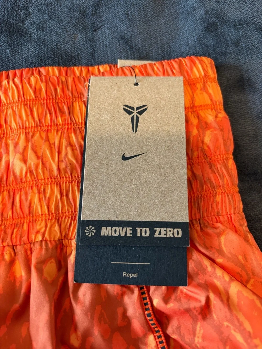 Nike Women's KOBE Woven Bright Orange skirt- M